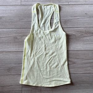 Lululemon tank top in excellent condition